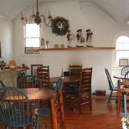 The Fife And Drum Inn Williamsburg Exterior foto